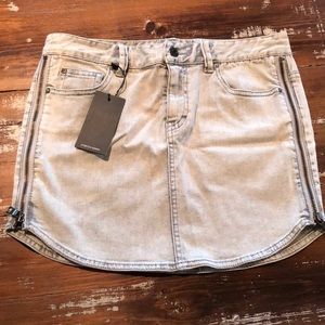 ▫️NWT ARMANI EXCHANGE Stretch Denim Skirt